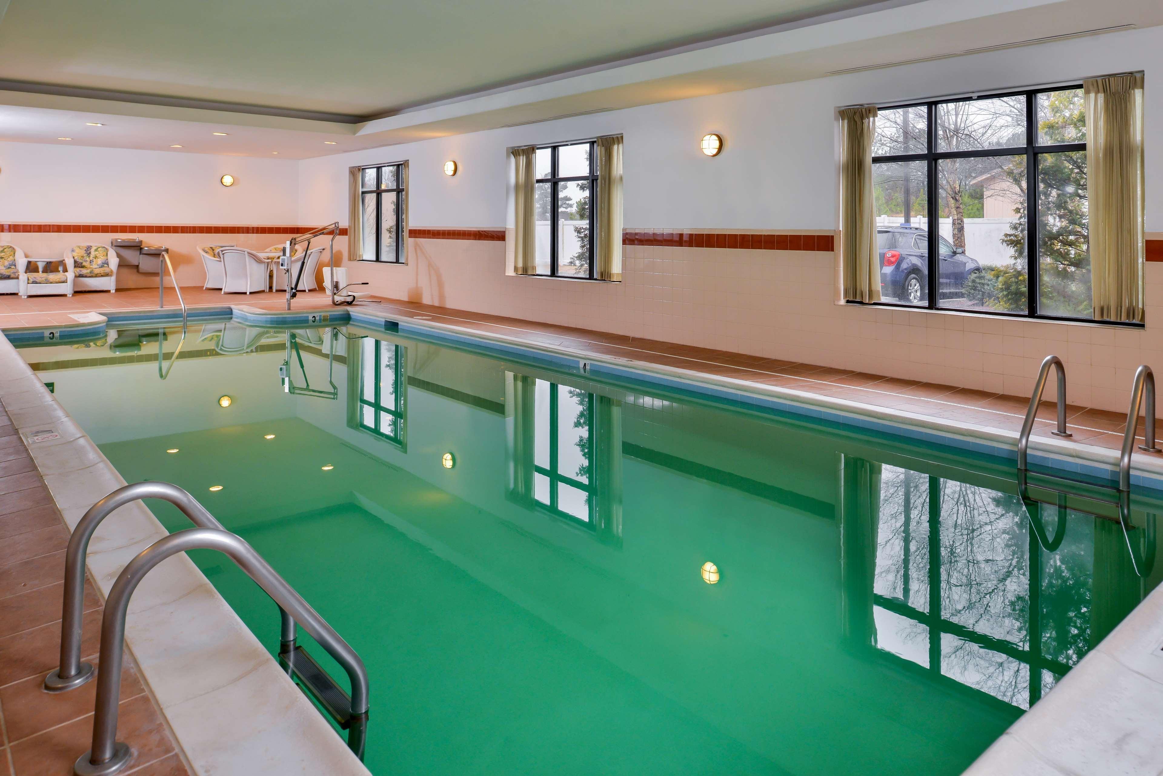 Hampton Inn Emporia Buitenkant foto