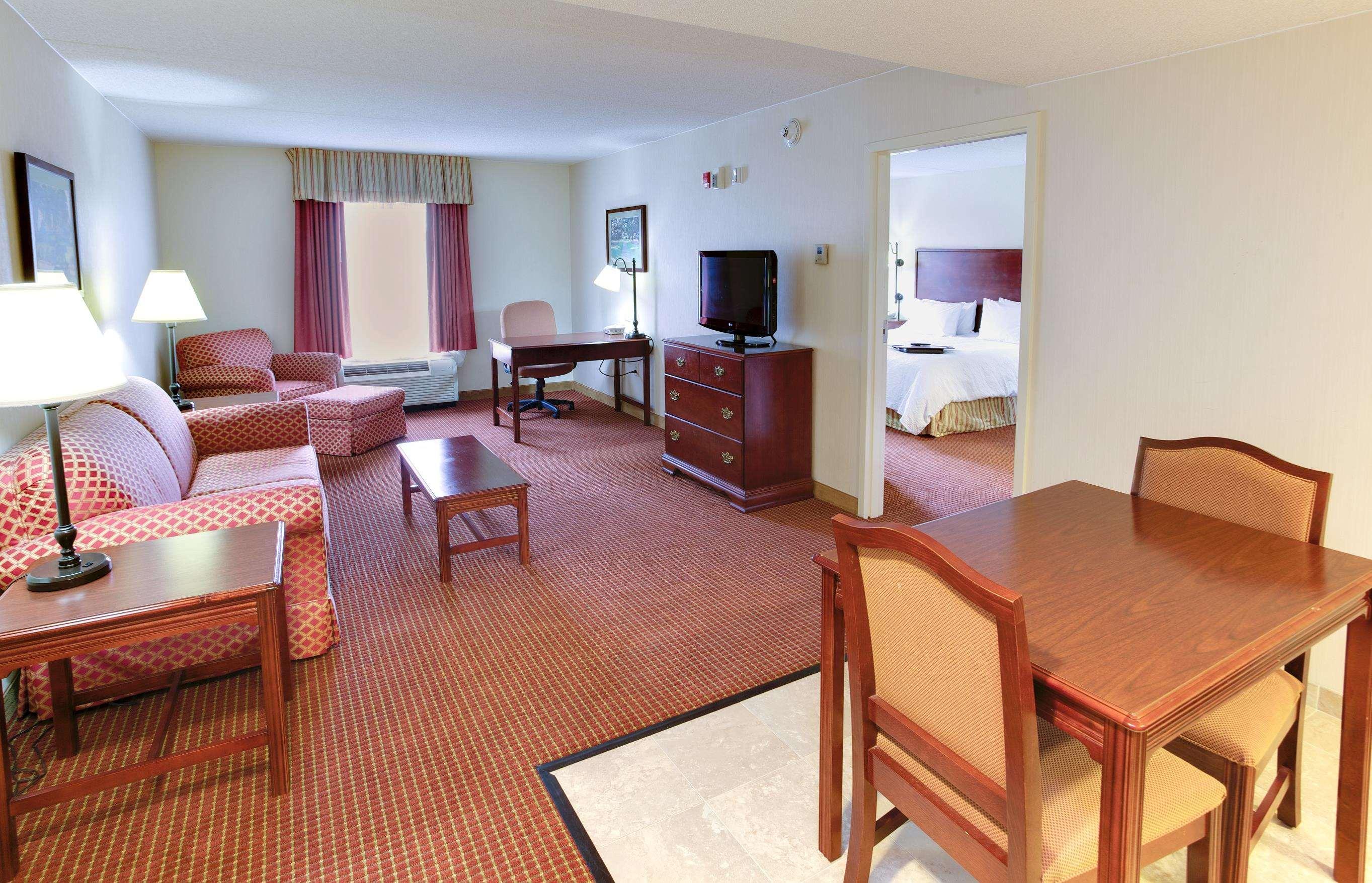 Hampton Inn Emporia Buitenkant foto